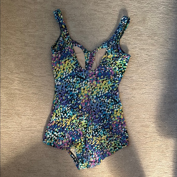 Maxine of Hollywood Multicolor One Piece Swimsuit - Picture 4 of 9